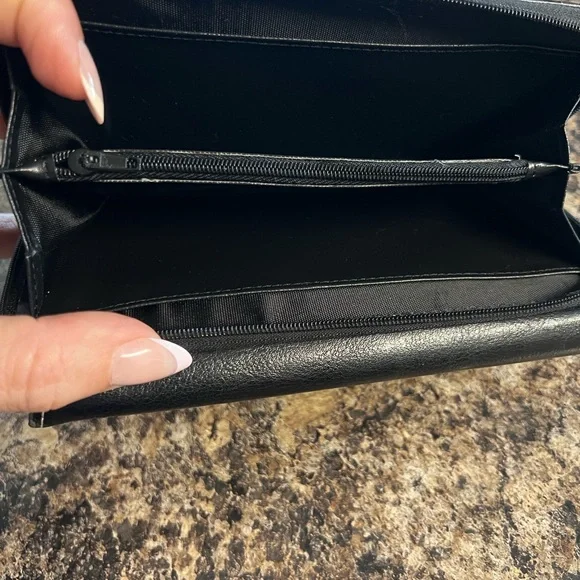 Prada Black Leather Wallet with White Stitching - Picture 6 of 6